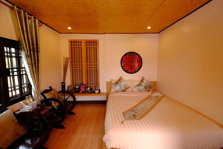 Room 3 of 65