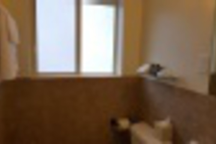 Room 303 of 695