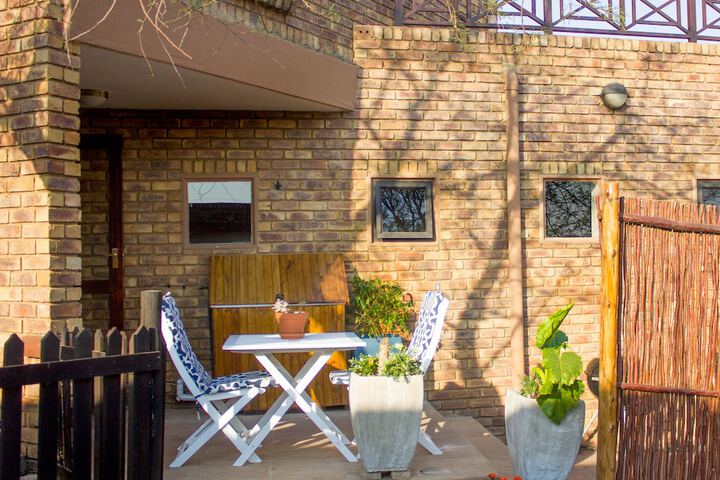 Hotel Exterior 53 of 53