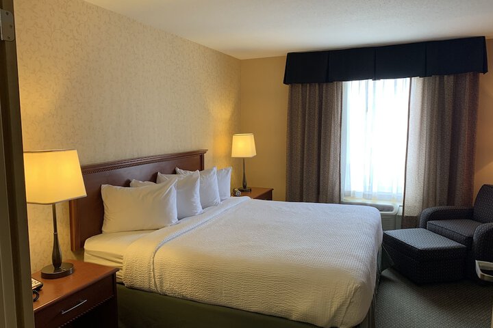 Room 10 of 74