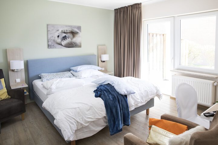 Room 9 of 23