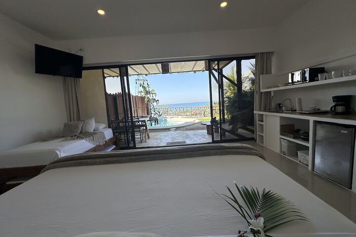 Room 9 of 60