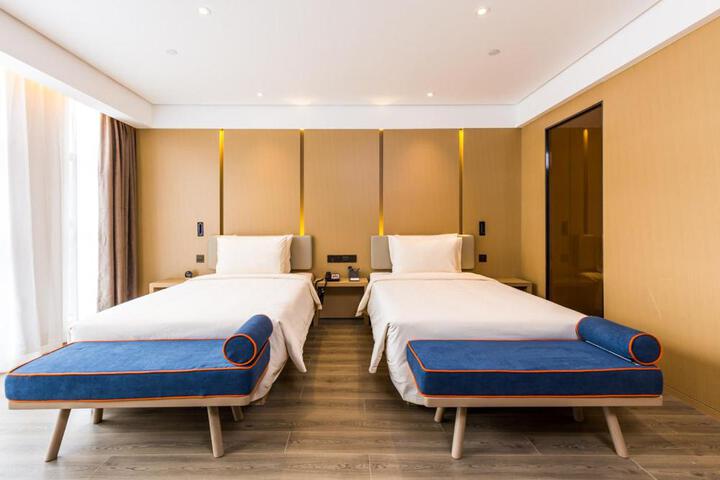 Atour Yanan Zaoyuan Hotel