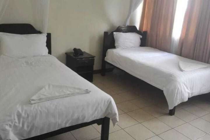 Room 3 of 11