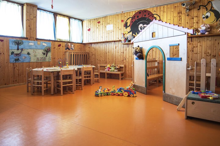 Childrens Activities 27 of 34