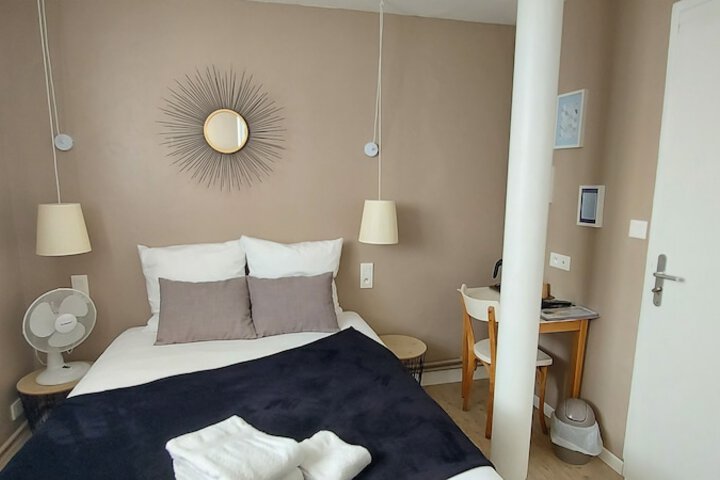 Room 14 of 20