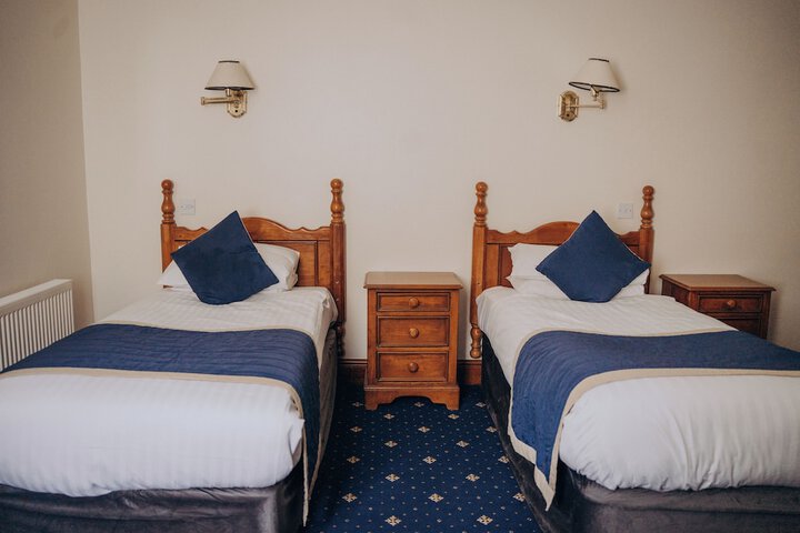 Room 12 of 52