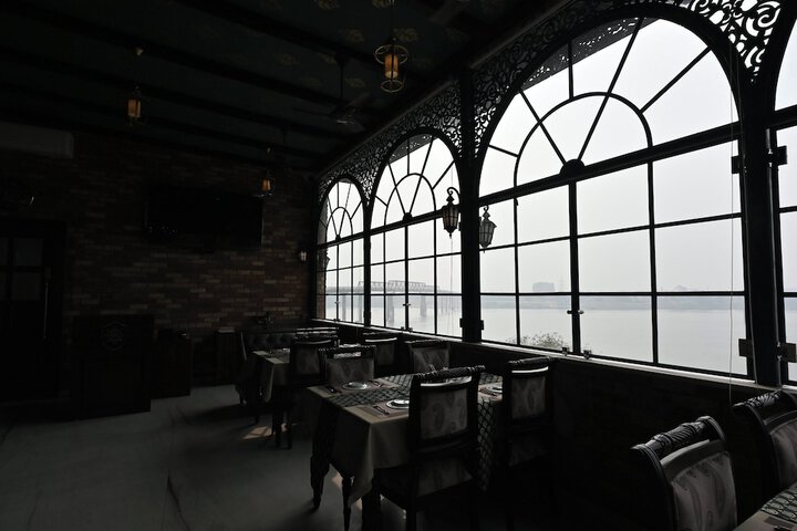 Dining 92 of 161