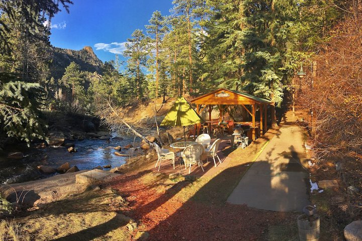 Hotel Exterior 169 of 183