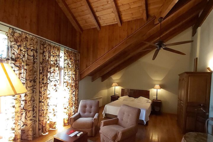 Room 19 of 39