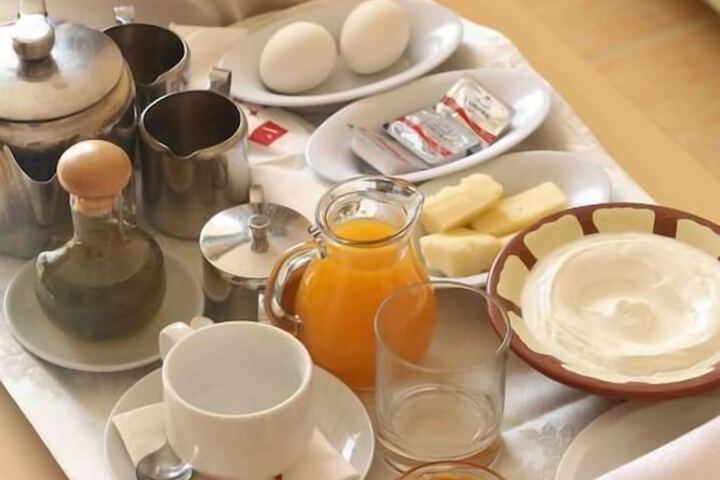 Breakfast/Coffee Service 29 of 40
