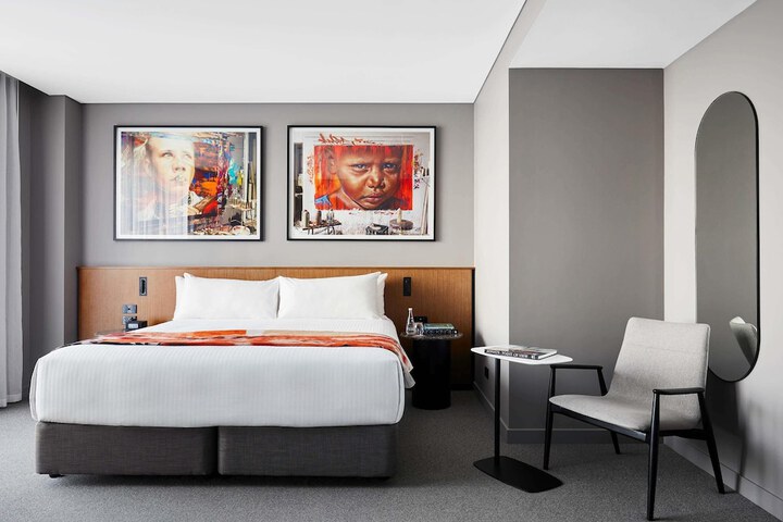 Room 20 of 98