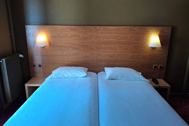 Room 7 of 81