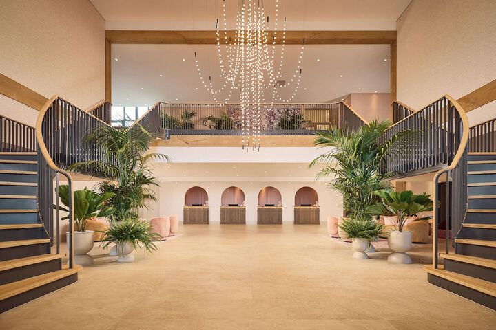Hotel Lobby