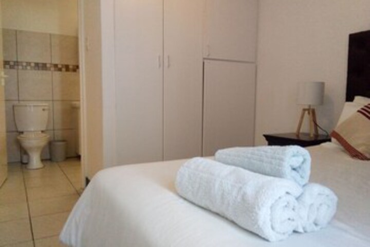Room 15 of 19
