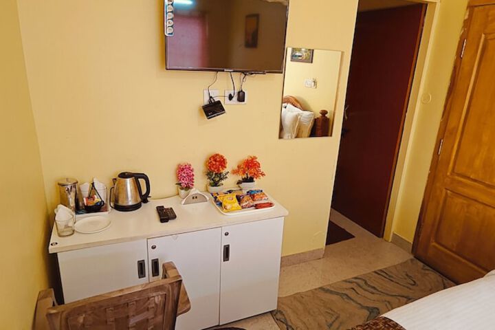 Room 34 of 68