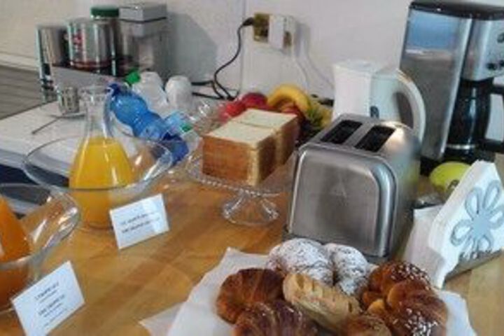 Breakfast/Coffee Service 8 of 134