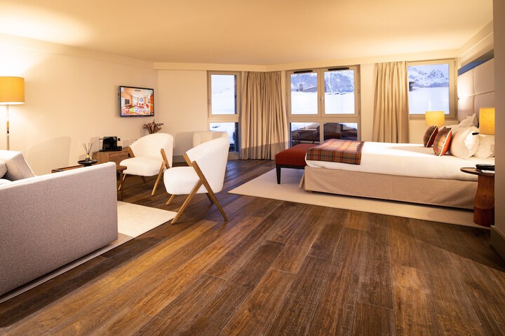 Room 16 of 39