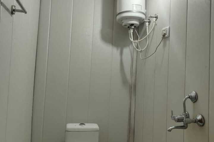 Room 17 of 31
