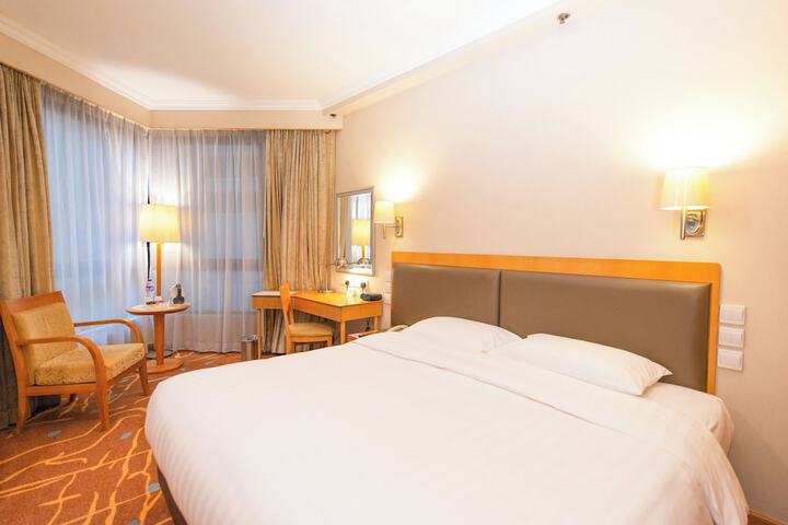 Room 19 of 54