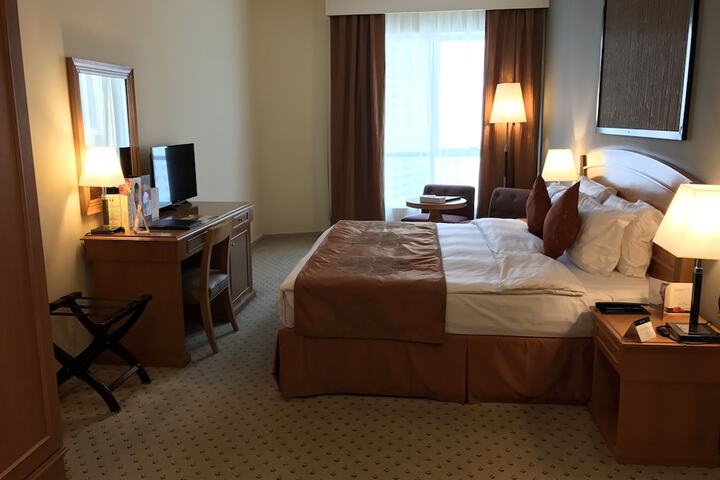 Room 9 of 156