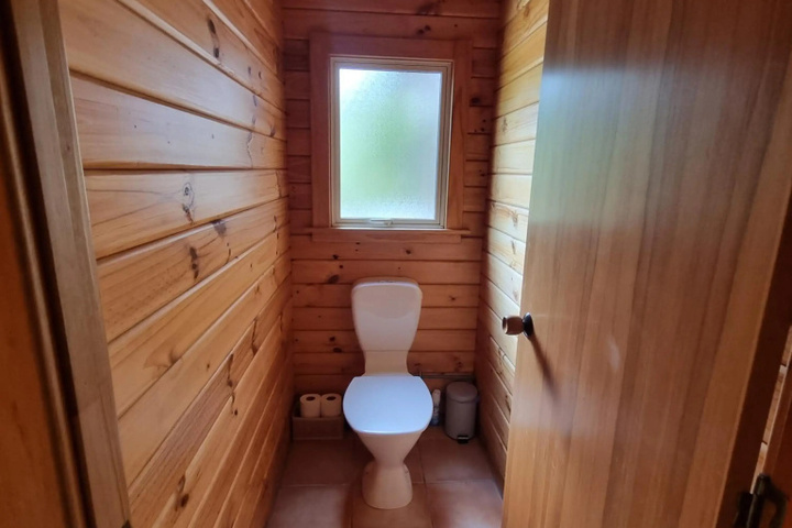 Room 7 of 16