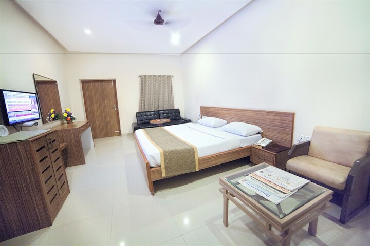 Room 3 of 14