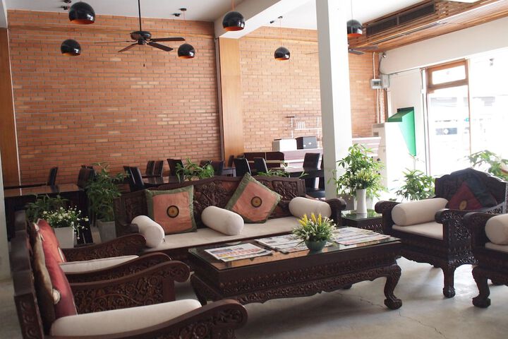 Hotel Interior 5 of 38