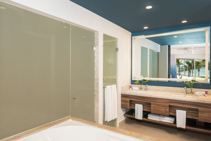 Clean Restrooms