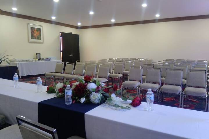 Business Center 64 of 77