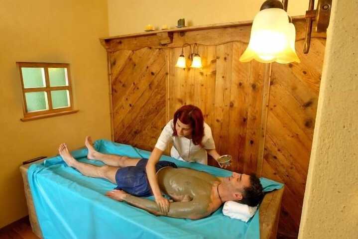 Spa 54 of 65