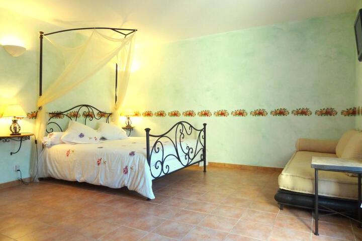 Photo 21