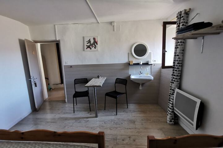 Room 36 of 124