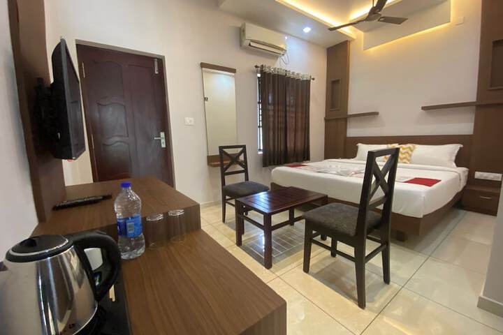 Room 3 of 34