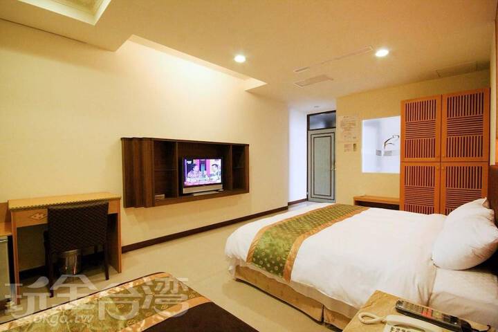 Room 14 of 31