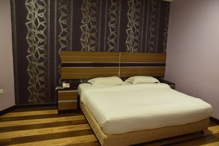 Room 20 of 41
