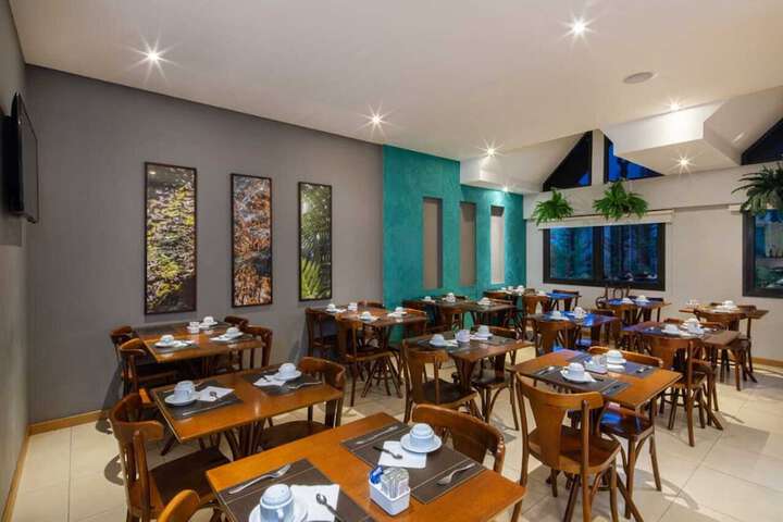 Dining Photos