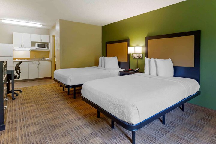 Studio 2 Double Beds (2 of 7)