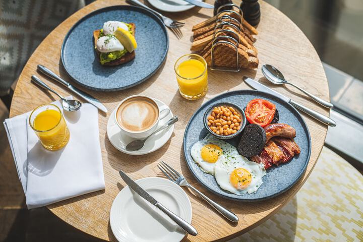 Breakfast/Coffee Service 29 of 38