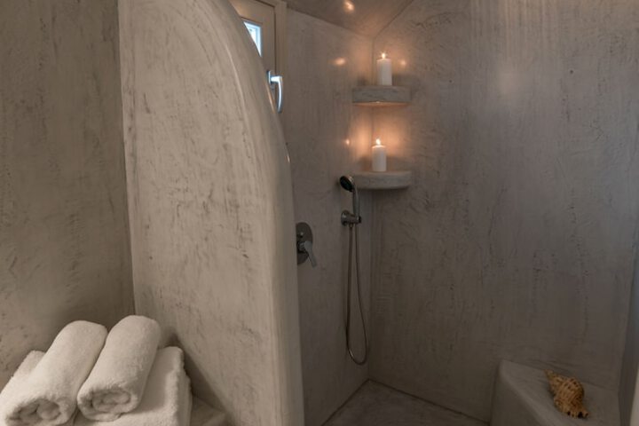 Room 47 of 59