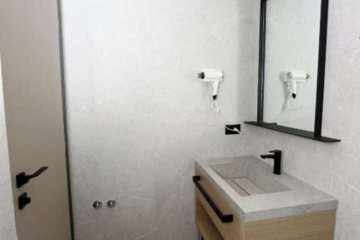 Room 49 of 50