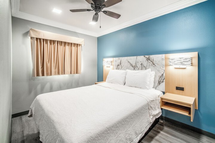 Room 5 of 46