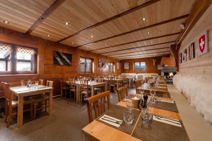 Dining 50 of 92