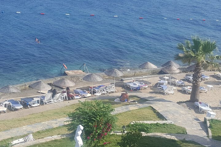 Beach 9 of 16