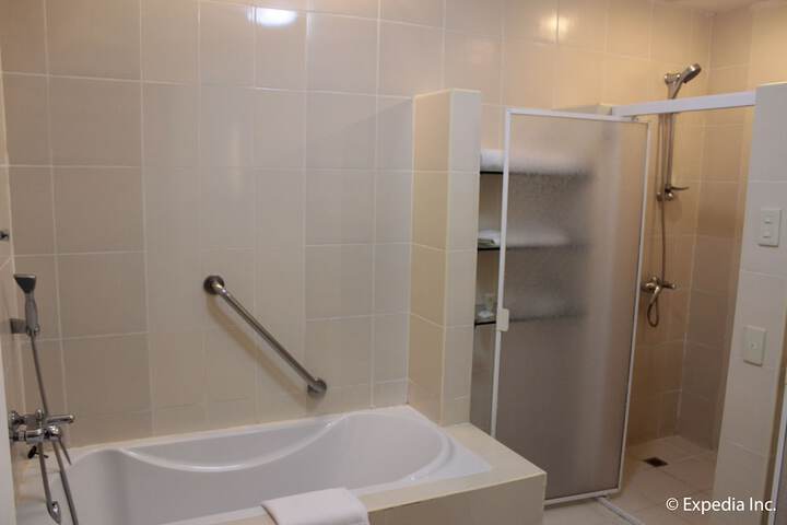 Room 25 of 51