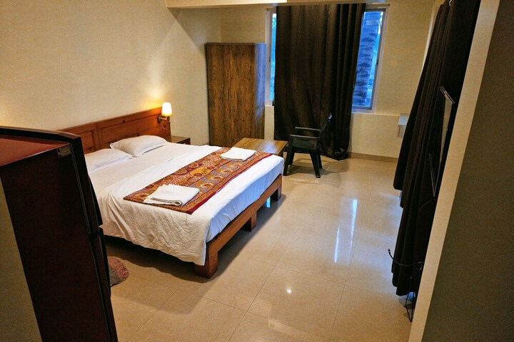 Room 75 of 169