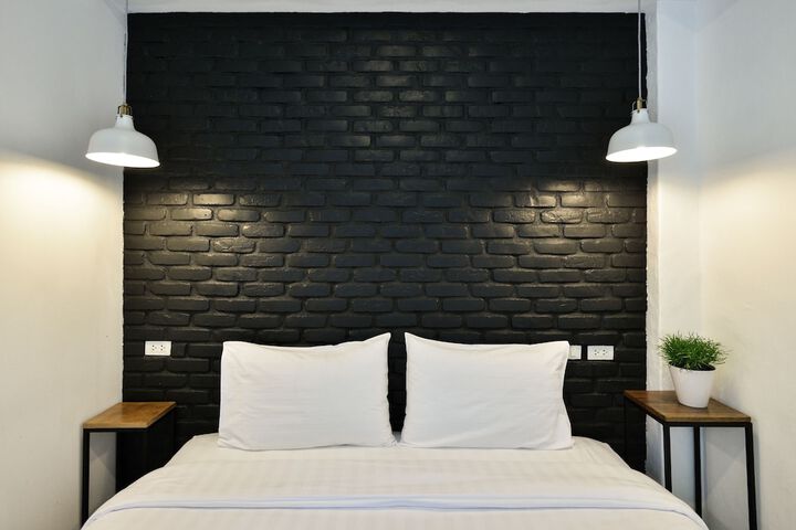 Room 15 of 46