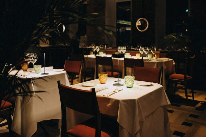 Dining 78 of 105