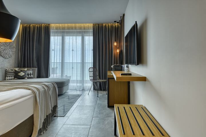 Room 14 of 70