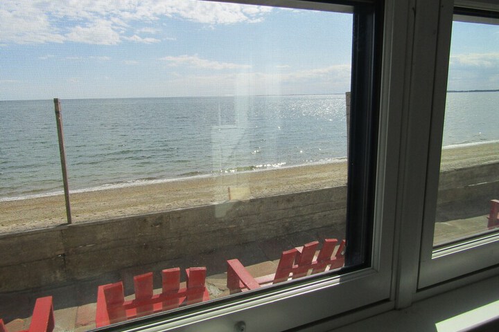 Beach 211 of 219